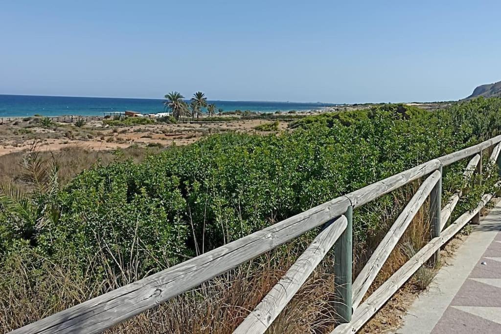 Bungalow En Primera Linea Del Mar Arenales del Sol Eksteriør billede