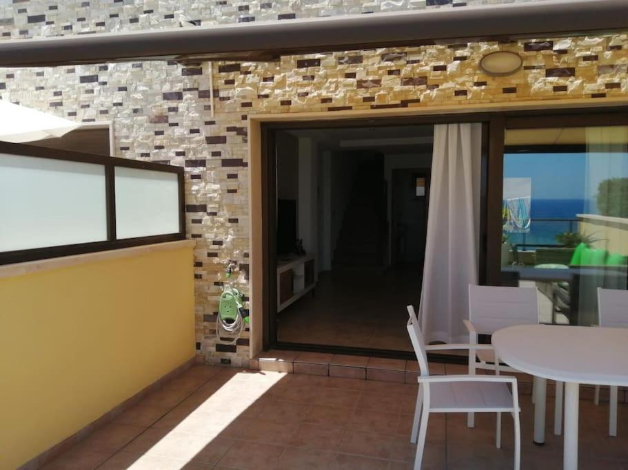 Bungalow En Primera Linea Del Mar Arenales del Sol Eksteriør billede