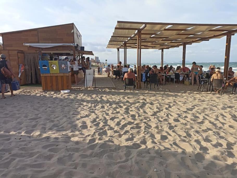 Bungalow En Primera Linea Del Mar Arenales del Sol Eksteriør billede