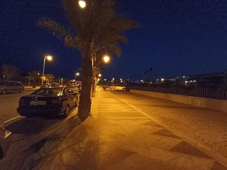 Bungalow En Primera Linea Del Mar Arenales del Sol Eksteriør billede