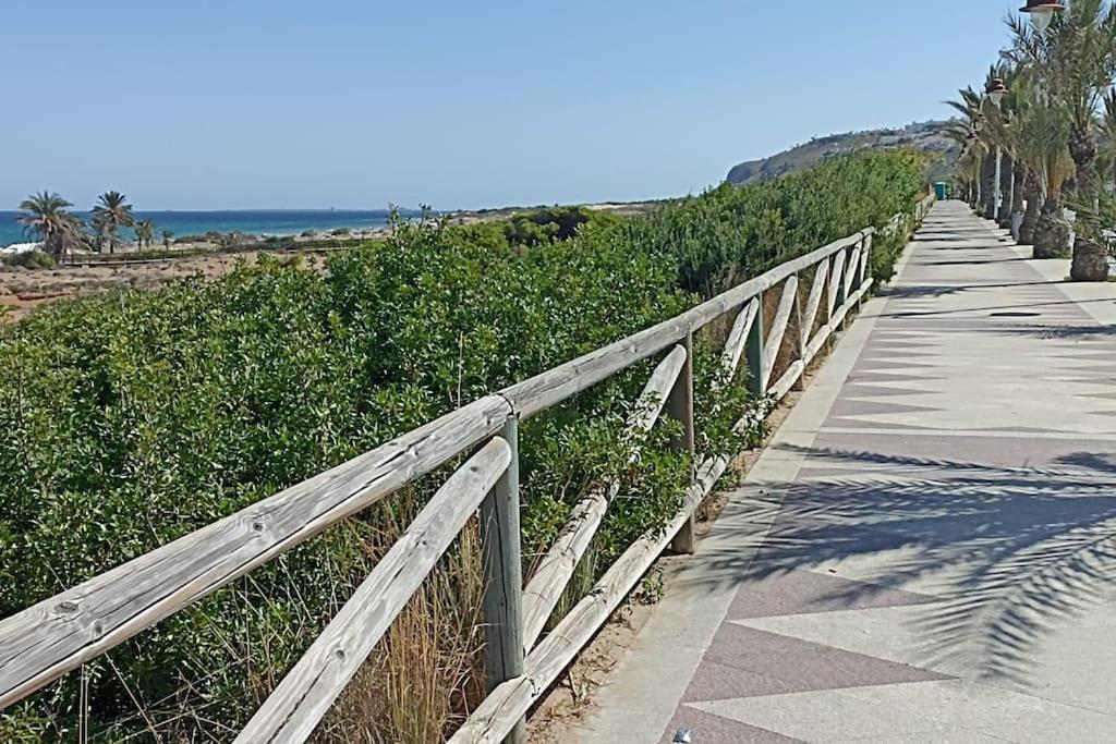 Bungalow En Primera Linea Del Mar Arenales del Sol Eksteriør billede