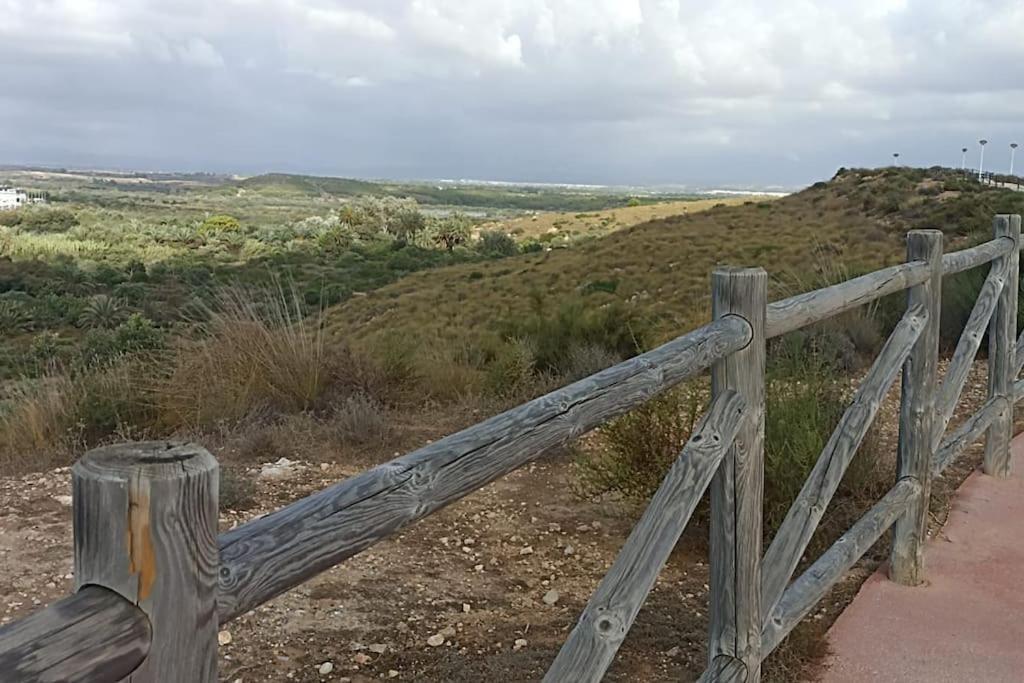 Bungalow En Primera Linea Del Mar Arenales del Sol Eksteriør billede