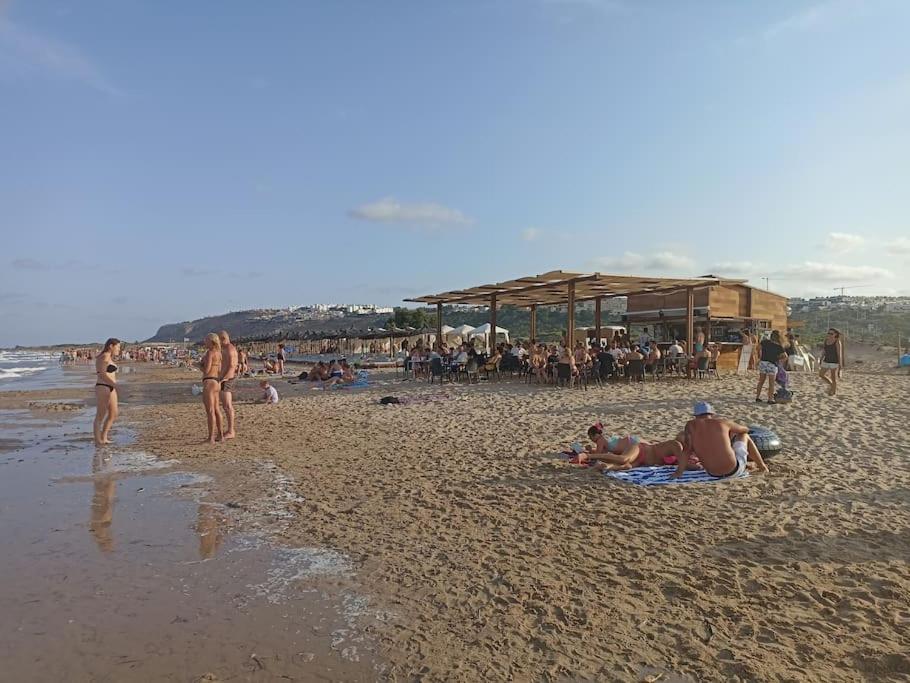 Bungalow En Primera Linea Del Mar Arenales del Sol Eksteriør billede