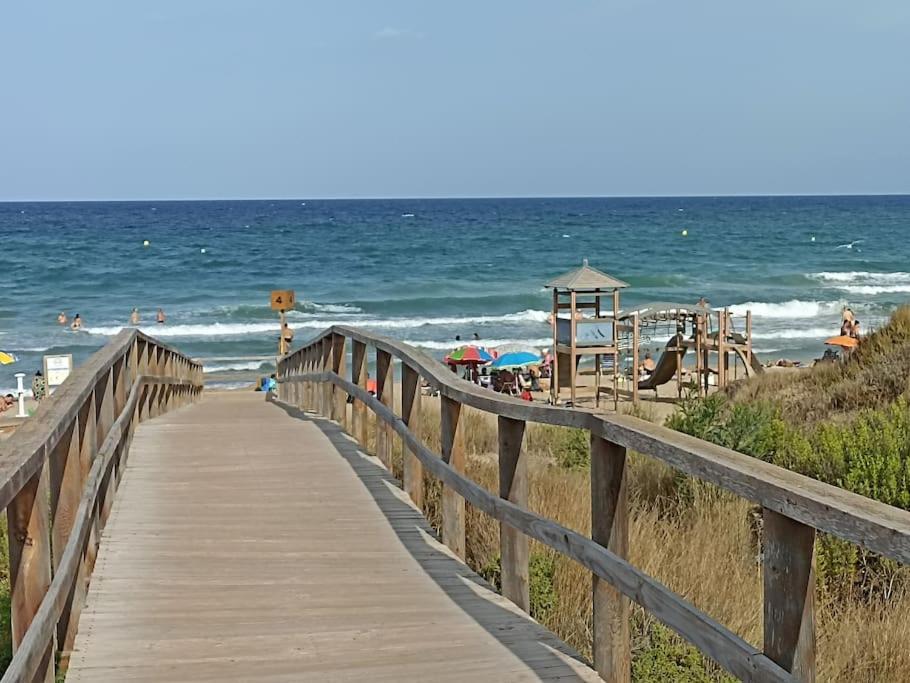 Bungalow En Primera Linea Del Mar Arenales del Sol Eksteriør billede