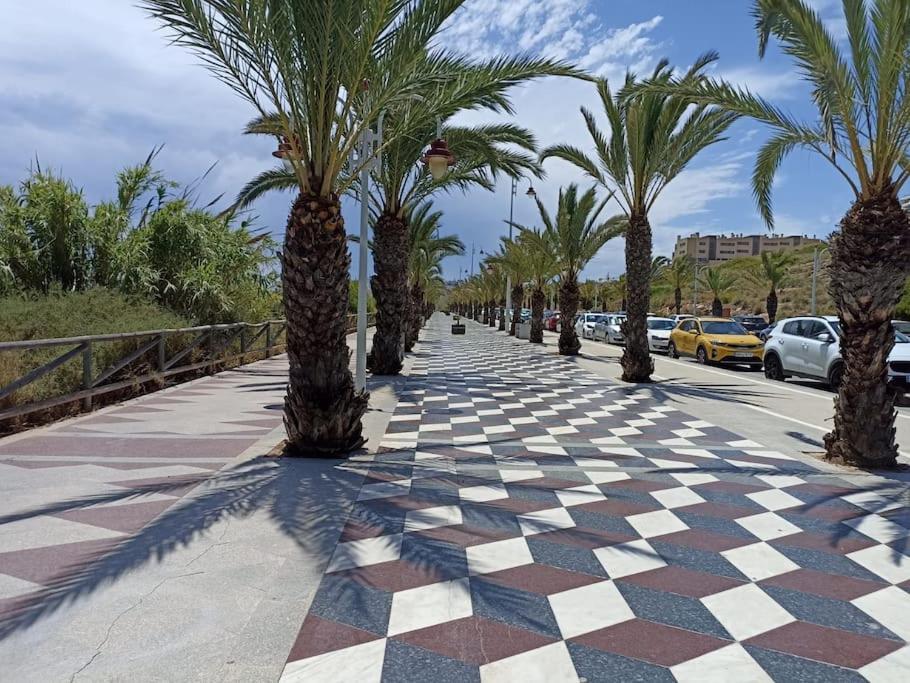 Bungalow En Primera Linea Del Mar Arenales del Sol Eksteriør billede