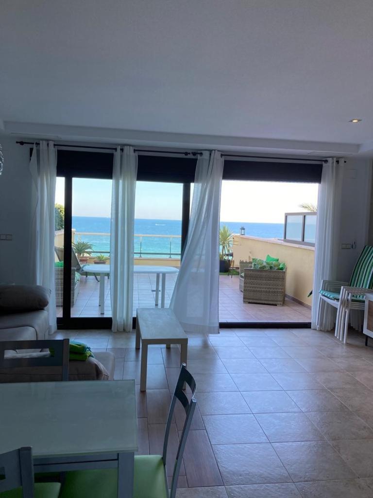Bungalow En Primera Linea Del Mar Arenales del Sol Eksteriør billede